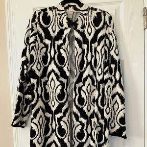 Chico’s Women’s Long Sleeve Black & Cream Cardigan Size 4 Like New